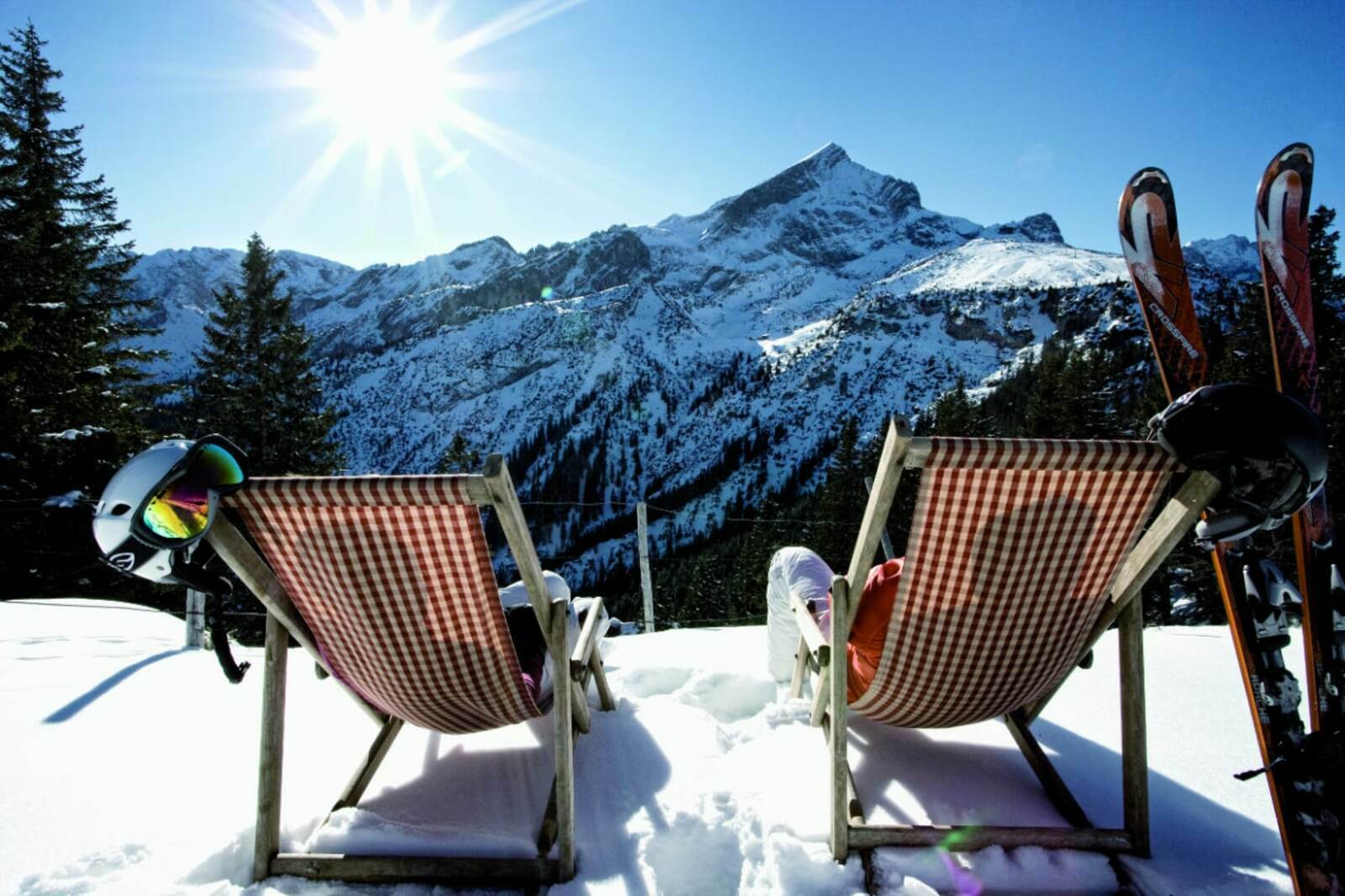 Куда поехать отдохнуть на 2 дня. Альпы горнолыжные курорты. Отпуск зимой. Альпы лыжи. Зимние курорты в горах.