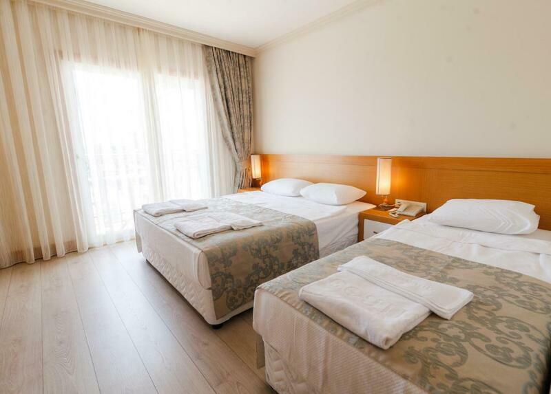 Hotel LOCEANICA BEACH RESORT HOTEL ⭐⭐⭐⭐⭐